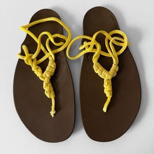 Xero Shoes Womens Yellow Sandal Barefoot Water Hiking SZ 9 Wide